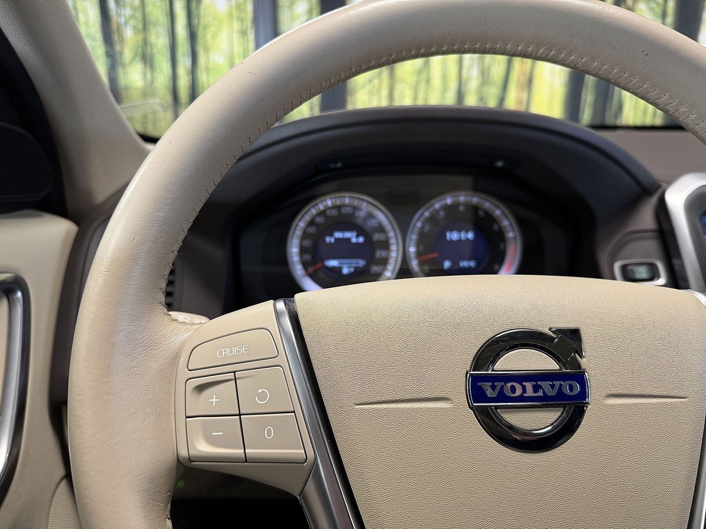 Volvo XC60 3.0 T6 AWD Summum | 305 PK! | 6 Cilinder | Panoramadak | Leder | Xenon | Navigatie | Elektrische Achterklep | Parkeersensoren | Cruise Control | Isofix | 18" Lichtmetaal |