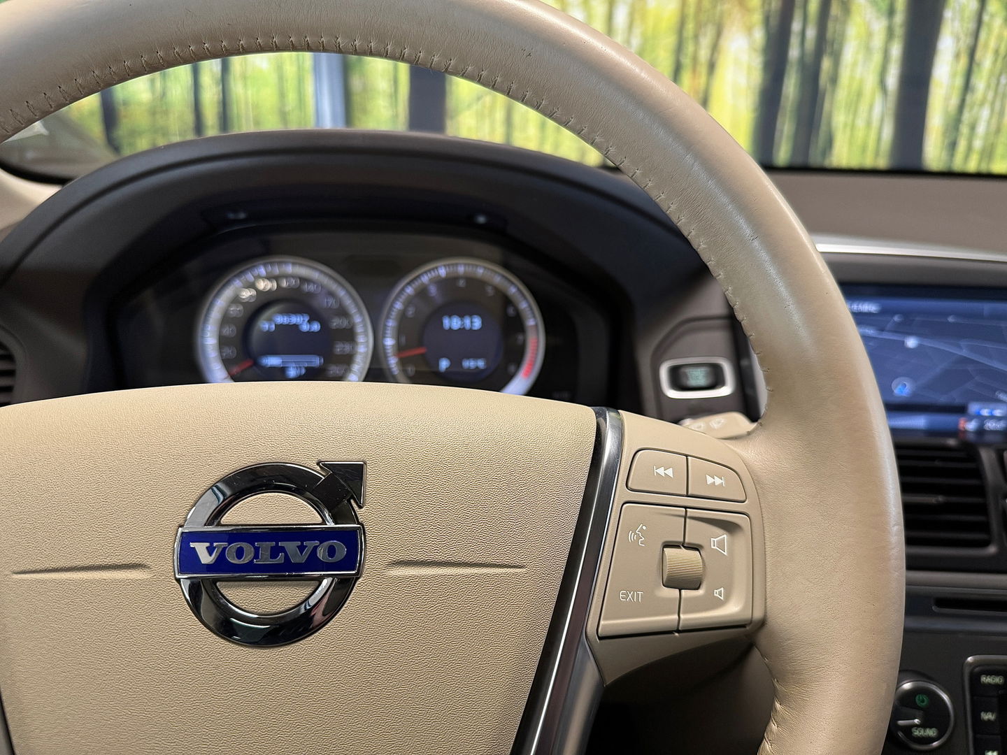 Volvo XC60 3.0 T6 AWD Summum | 305 PK! | 6 Cilinder | Panoramadak | Leder | Xenon | Navigatie | Elektrische Achterklep | Parkeersensoren | Cruise Control | Isofix | 18" Lichtmetaal |