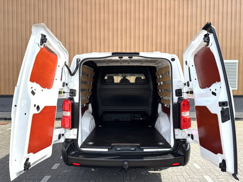 Peugeot Expert 231L 2.0 BlueHDI 120 DC Premium | 5 Persoons | Navigatie | Trekhaak | Apple Carplay | Android Auto | Cruise Control | Parkeersensoren Achter |