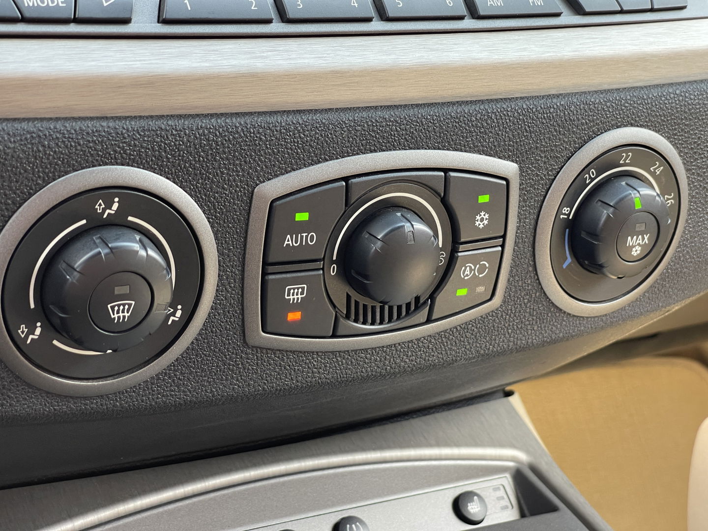BMW Z4 Roadster 3.0i | Xenon | Airconditioning | Stoelverwarming | 18'' Lichtmetaal | Radio | Cruise Control |