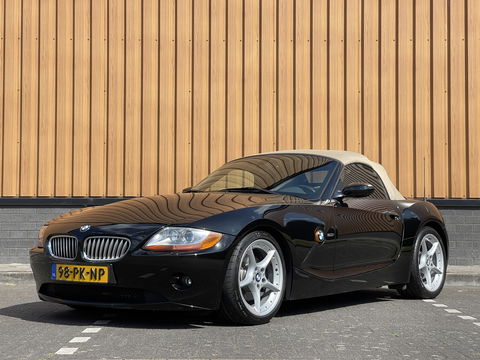 BMW Z4 Roadster 3.0i | Xenon | Airconditioning | Stoelverwarming | 18'' Lichtmetaal | Radio | Cruise Control |