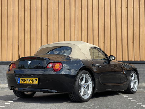 BMW Z4 Roadster 3.0i | Xenon | Airconditioning | Stoelverwarming | 18'' Lichtmetaal | Radio | Cruise Control |