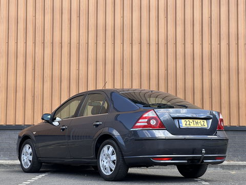 Ford Mondeo 1.8-16V Platinum | Handel/Export | Afneembare Trekhaak | Cruise Control | Parkeersensoren Achter | Stoelverwarming | Voorruit Verwarming | Lichtmetaal 16" |