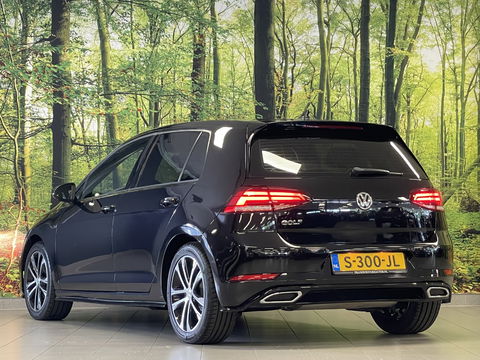Volkswagen Golf 1.0 TSI Highline | Achteruitrijcamera | Adaptieve Cruise Control | Apple Carplay/Android Auto | Airconditioning | Parkeersensoren | DAB | Bluetooth |