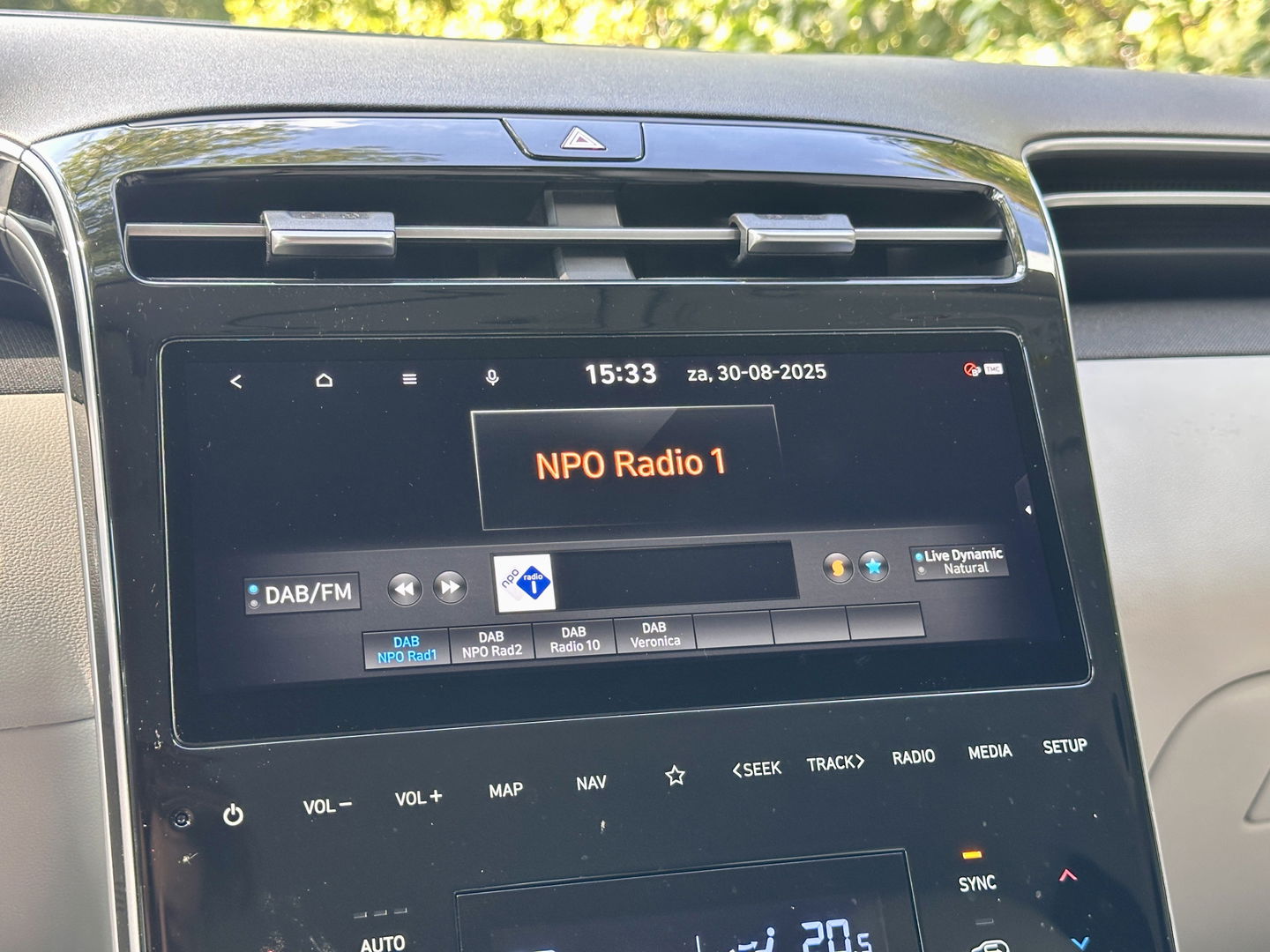 Hyundai Tucson 1.6 T-GDI PHEV Premium 4WD | Adaptive Cruise Control | Stoelverwarming/Verkoeling | KRELL | Stuurverwarming | Apple Carplay | Android Auto | 360 Camera | Elektrische Stoel + Memory | 19" Lichtmetaal