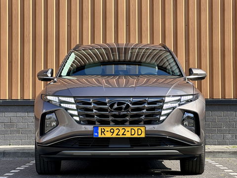 Hyundai Tucson 1.6 T-GDI PHEV Premium 4WD | Adaptive Cruise Control | Stoelverwarming/Verkoeling | KRELL | Stuurverwarming | Apple Carplay | Android Auto | 360 Camera | Elektrische Stoel + Memory | 19" Lichtmetaal