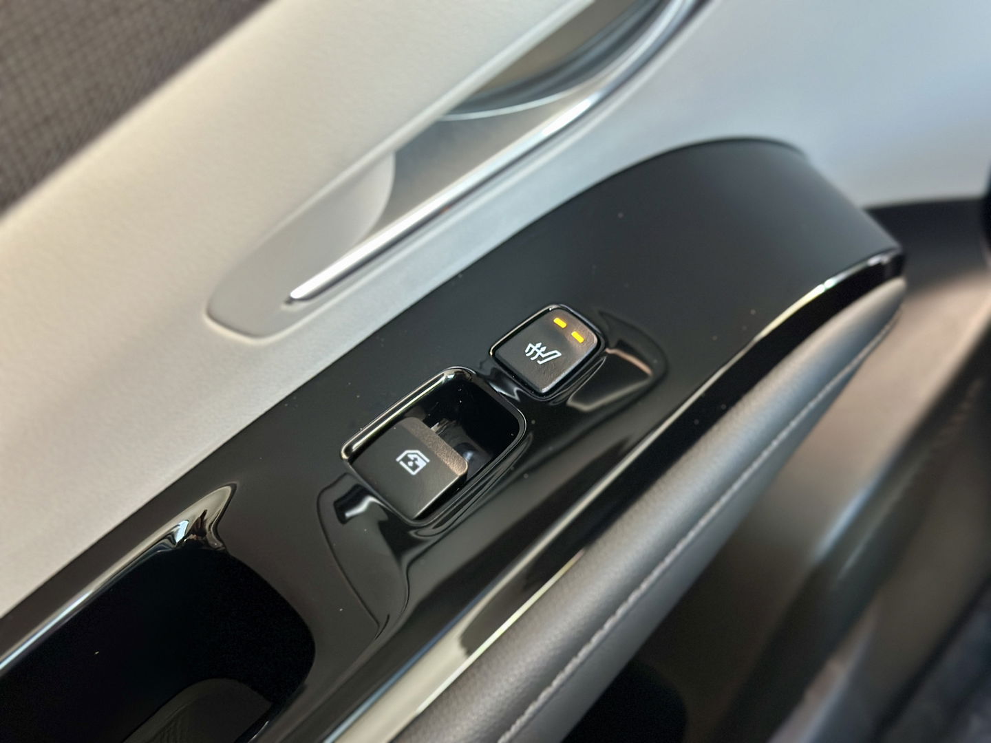 Hyundai Tucson 1.6 T-GDI PHEV Premium 4WD | Adaptive Cruise Control | Stoelverwarming/Verkoeling | KRELL | Stuurverwarming | Apple Carplay | Android Auto | 360 Camera | Elektrische Stoel + Memory | 19" Lichtmetaal