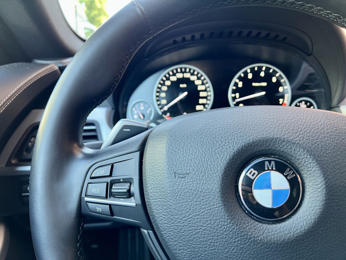BMW 6 Serie Gran Coupé 640i High Executive | Dealer Onderhouden | Panoramadak | Head-Up Display | Elektrische Stoel + Geheugenfunctie | Lederen Bekleding | Stoelverwarming