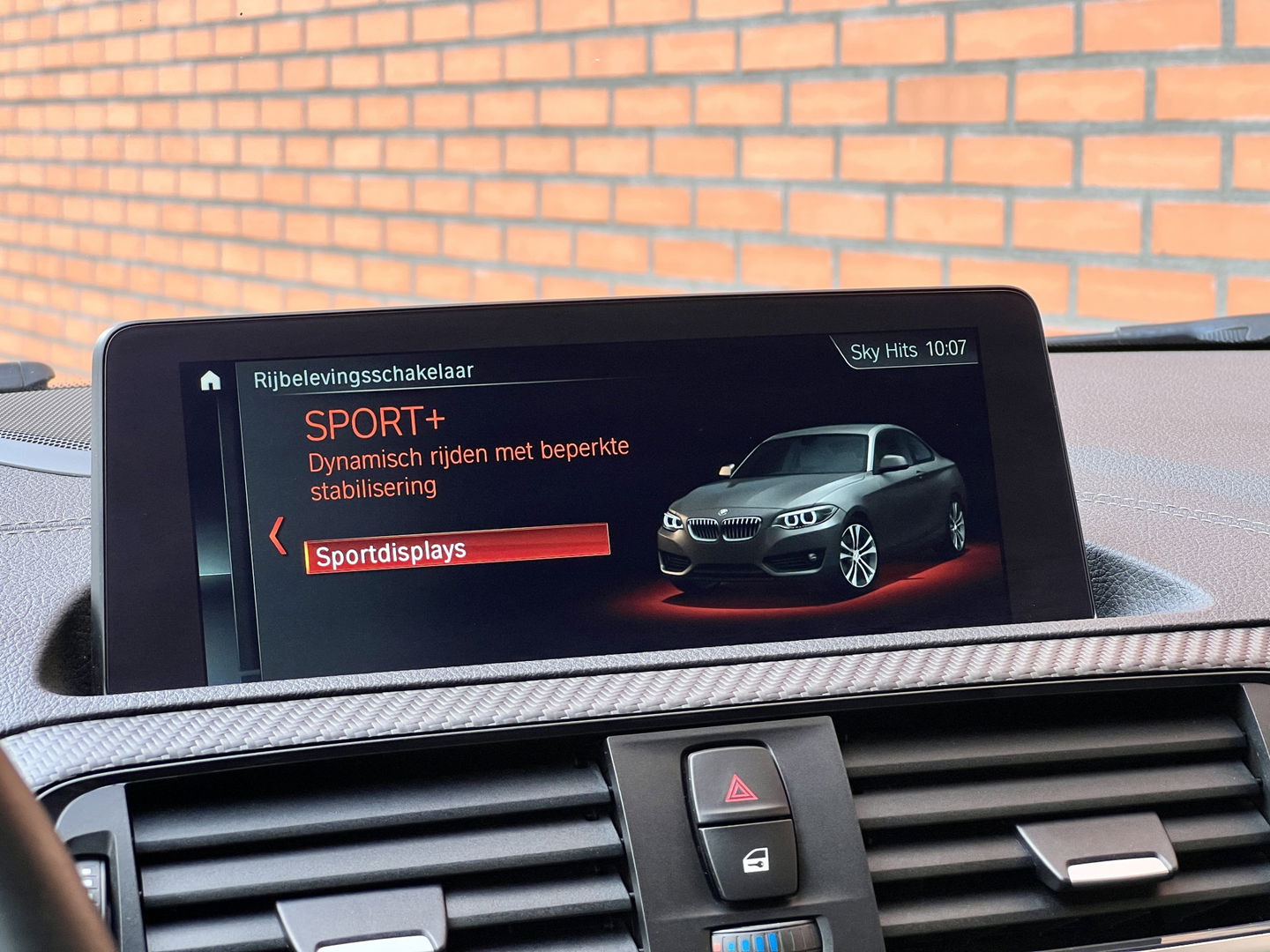 BMW M2 DCT Coupé | 370 PK! | Harman/Kardon | DAB | Leder | Carbon | Camera | 19" Lichtmetaal | Lane Assist | LED | Memory Seat | Navigatie | Cruise Control |