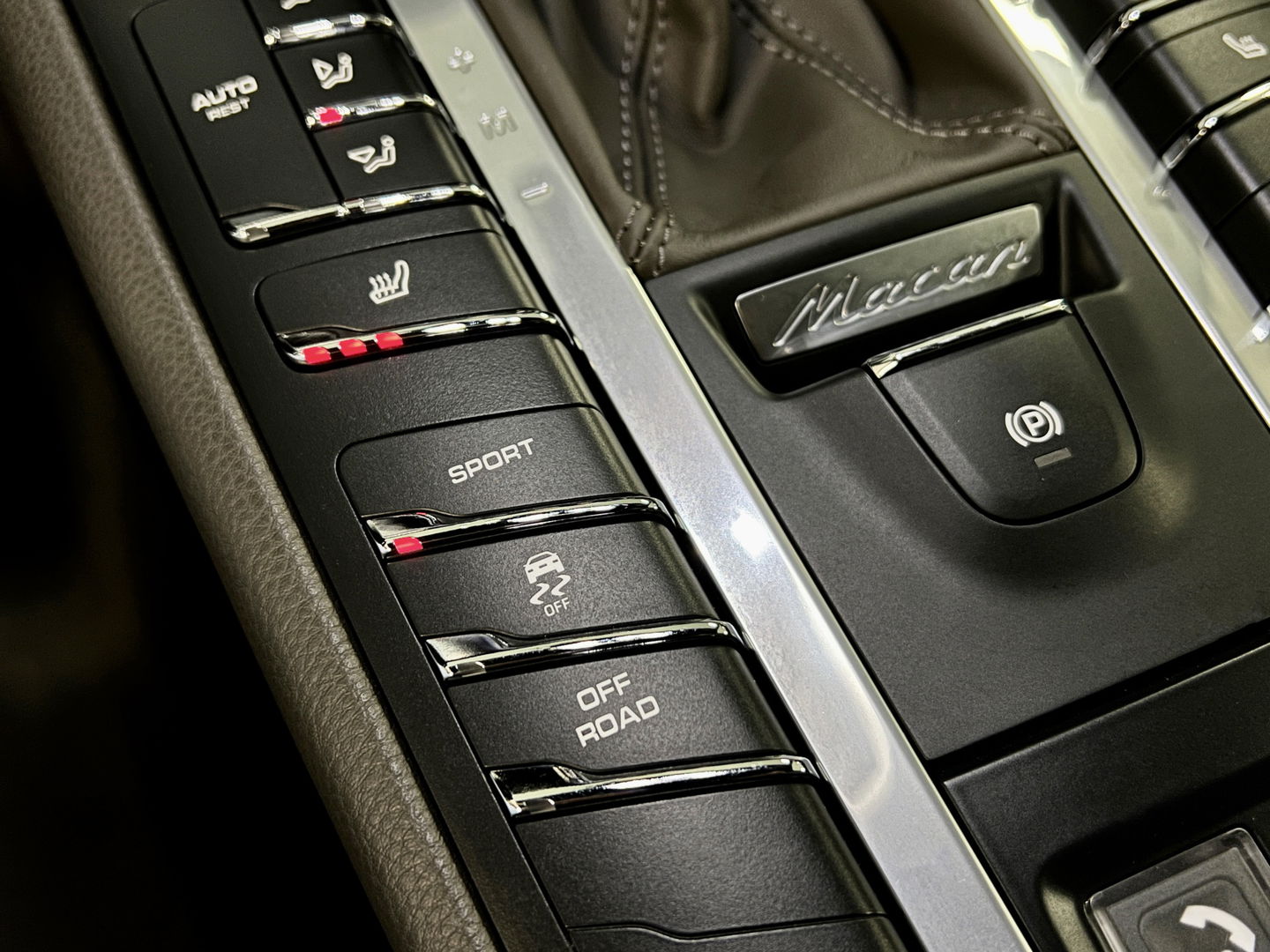 Porsche Macan 2.0 | Bose | Leder | Camera | Led | Navigatie | Stoelverwarming | Elektrische Achterklep |