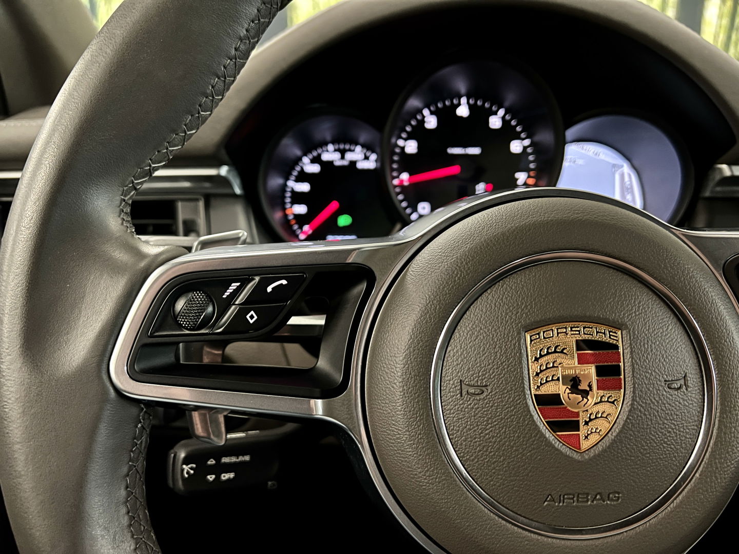 Porsche Macan 2.0 | Bose | Leder | Camera | Led | Navigatie | Stoelverwarming | Elektrische Achterklep |