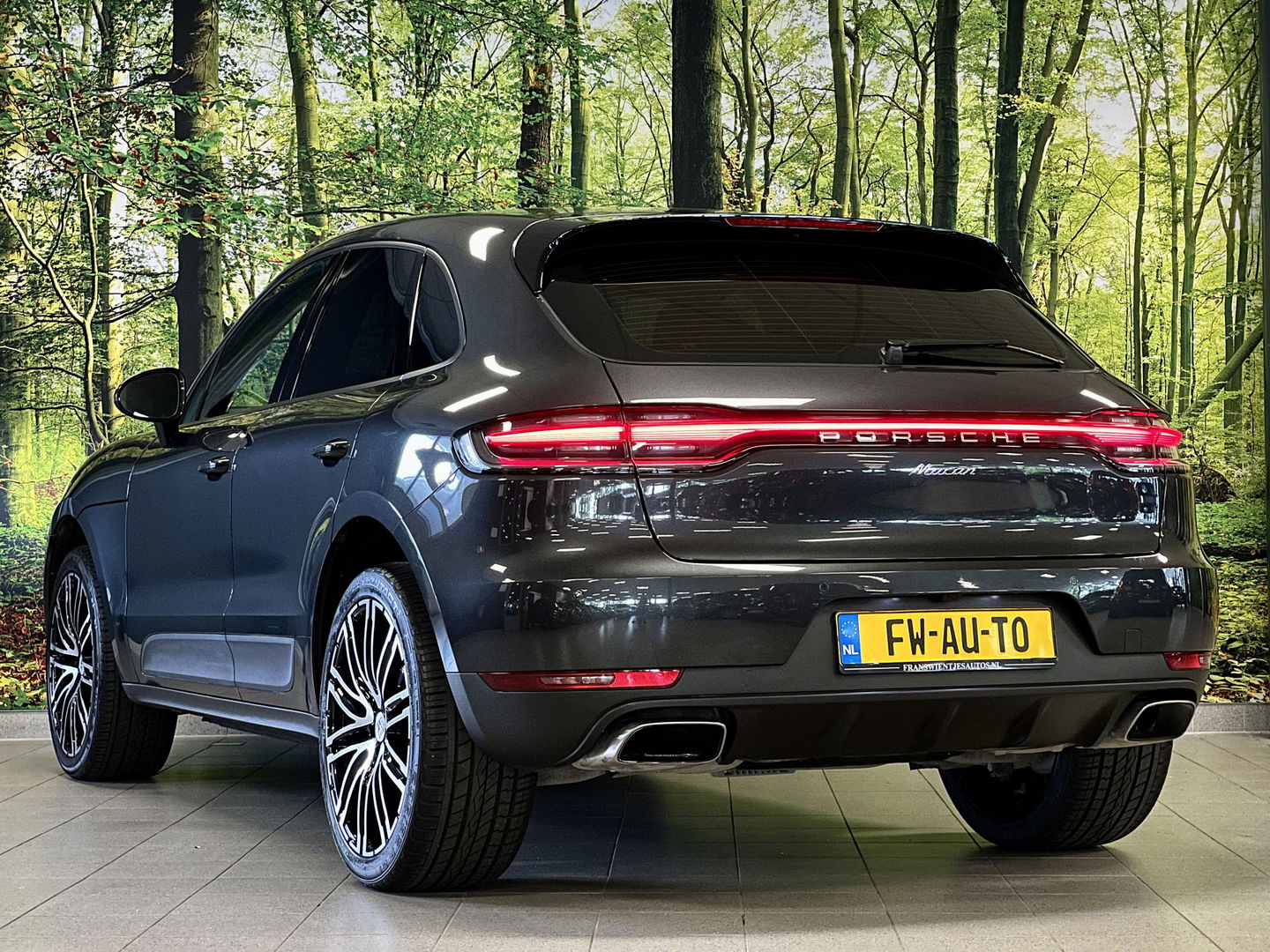 Porsche Macan 2.0 | Bose | Leder | Camera | Led | Navigatie | Stoelverwarming | Elektrische Achterklep |