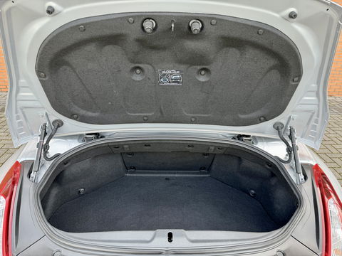 Nissan 370Z Roadster 3.7 V6 Pack | 328 PK! | Achteruitrijcamera | Stoelventilatie | Bose | Keyless Entry | Bluetooth |