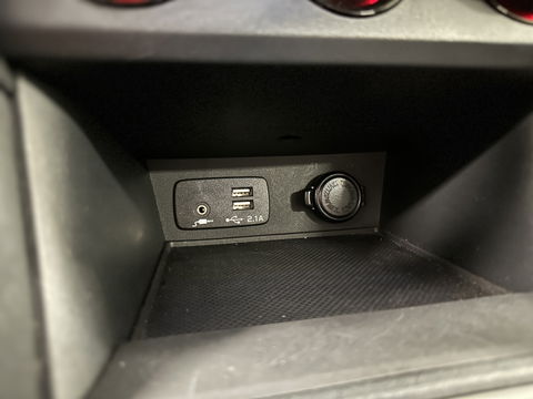Subaru XV 1.6i Luxury | Achteruitrijcamera | Cruise Control | Navigatie | Apple Carplay | Android Auto | Trekhaak | Stoelverwarming | Airconditioning