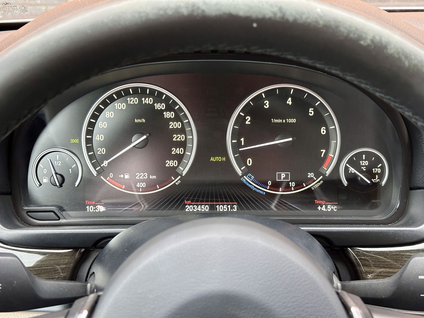BMW 5 Serie Touring 520i Executive | Panoramadak | Parkeersensoren | Elektrische Stoelen + Geheugenfunctie | Cruise Control | Keyless | Stoelverwarming