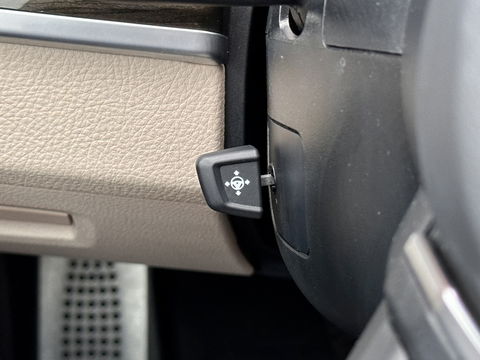 BMW 5 Serie Touring 520i Executive | Panoramadak | Parkeersensoren | Elektrische Stoelen + Geheugenfunctie | Cruise Control | Keyless | Stoelverwarming