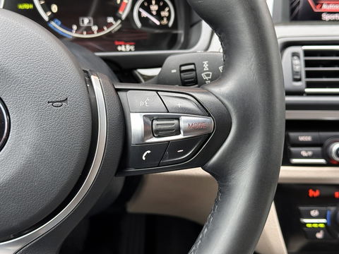BMW 5 Serie Touring 520i Executive | Panoramadak | Parkeersensoren | Elektrische Stoelen + Geheugenfunctie | Cruise Control | Keyless | Stoelverwarming