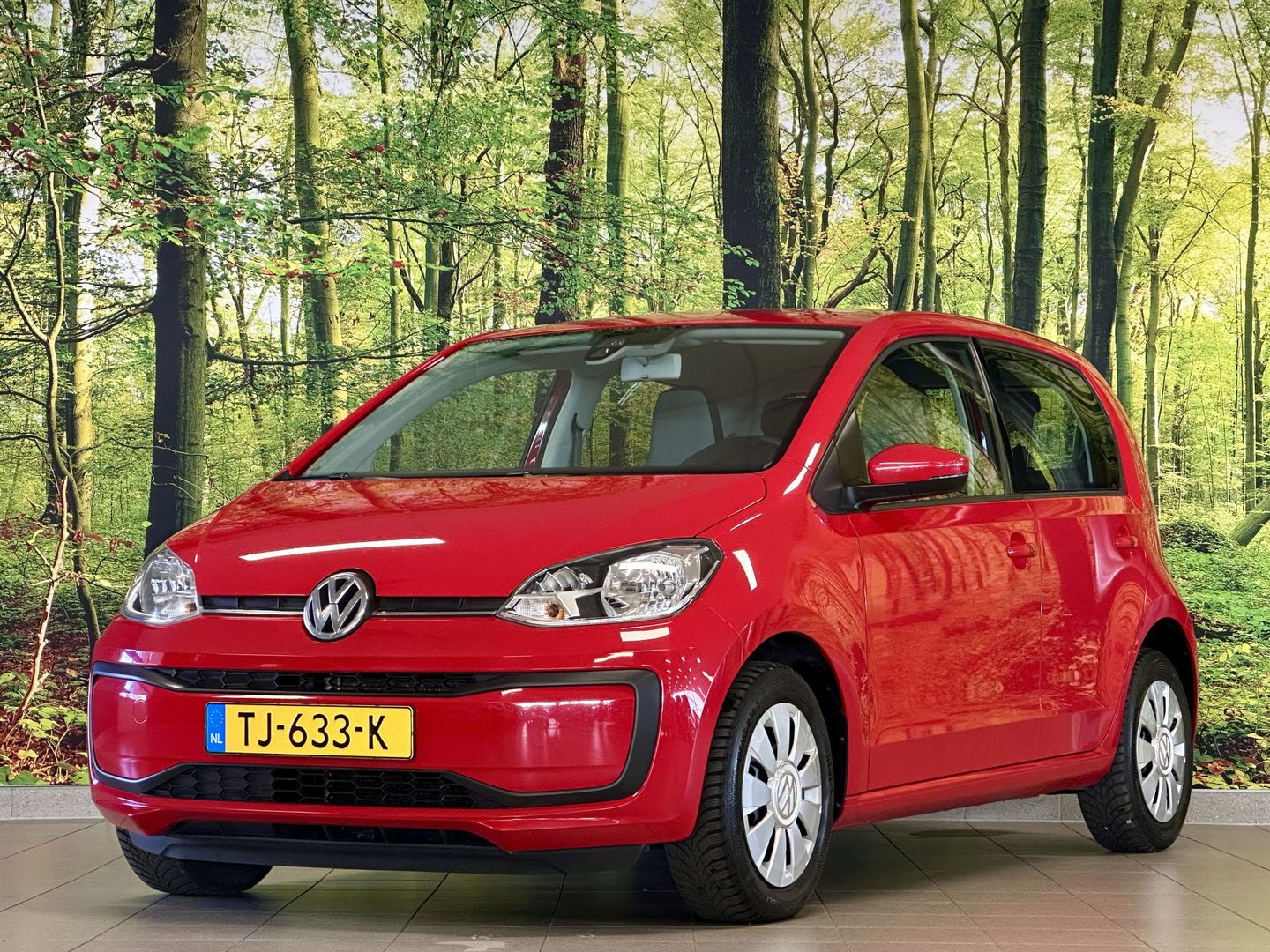 Volkswagen up! 1.0 BMT move up! | Dealer Onderhouden! | Airconditioning | DAB | Bluetooth | Stop&GO | Automatische verlichting |