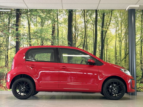 Volkswagen up! 1.0 BMT move up! | Dealer Onderhouden! | Airconditioning | DAB | Bluetooth | Stop&GO | Automatische verlichting |
