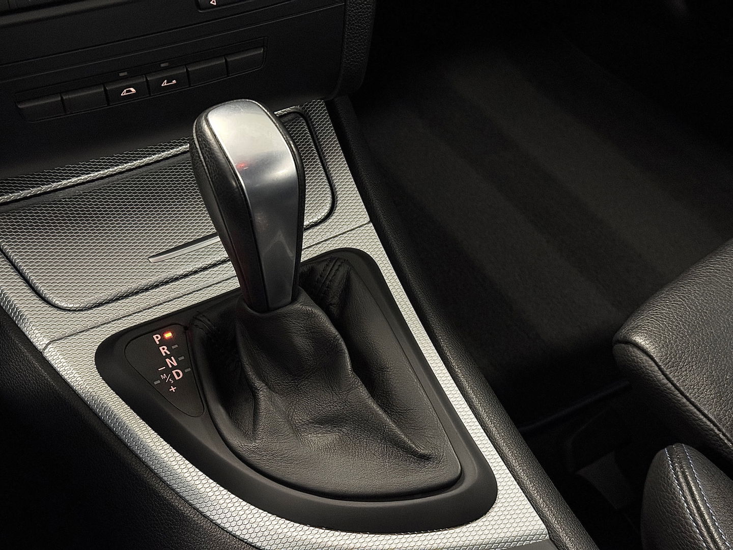 BMW 1 Serie Cabrio 118i M Sport Edition | Origineel Nederlands! | M Pakket | Leder | Navigatie | Cruise Control | Stoelverwarming | Parkeersensoren Achter | Airconditioning | Lichtmetaal 17'' |