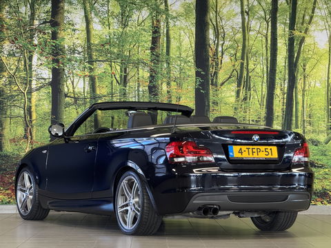 BMW 1 Serie Cabrio 118i M Sport Edition | Origineel Nederlands! | M Pakket | Leder | Navigatie | Cruise Control | Stoelverwarming | Parkeersensoren Achter | Airconditioning | Lichtmetaal 17'' |