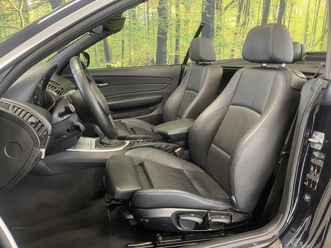 BMW 1 Serie Cabrio 118i M Sport Edition | Origineel Nederlands! | M Pakket | Leder | Navigatie | Cruise Control | Stoelverwarming | Parkeersensoren Achter | Airconditioning | Lichtmetaal 17'' |