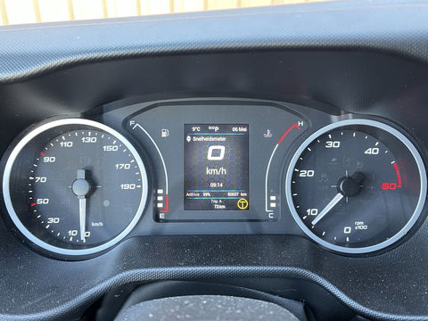 Iveco 35S18 | Handel/Export | Rijdbare Schade | Cruise Control |  Apple Carplay/Android Auto | Airconditioning | DAB | Bluetooth |