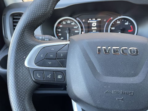 Iveco 35S18 | Handel/Export | Rijdbare Schade | Cruise Control |  Apple Carplay/Android Auto | Airconditioning | DAB | Bluetooth |