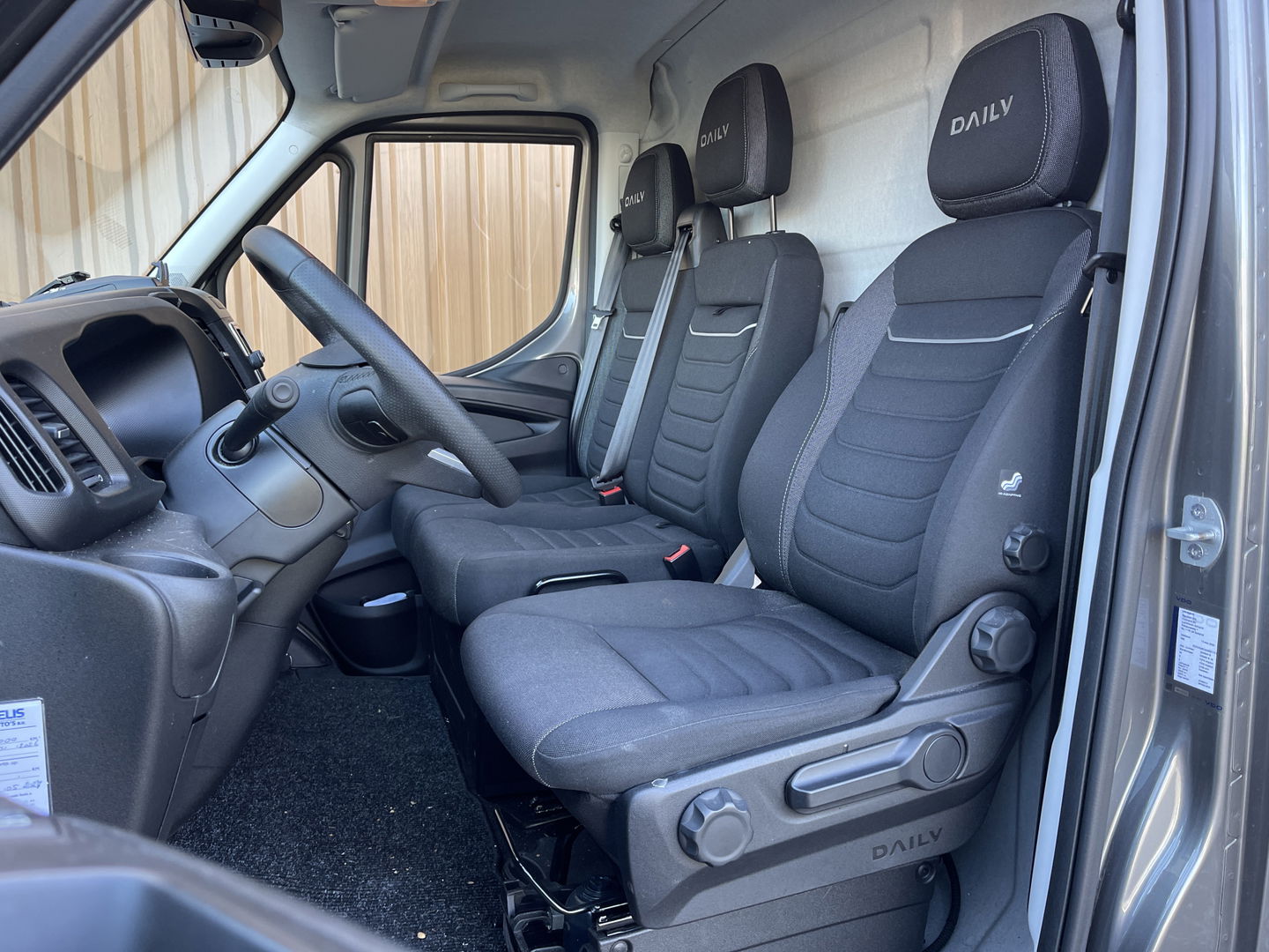 Iveco 35S18 | Handel/Export | Rijdbare Schade | Cruise Control |  Apple Carplay/Android Auto | Airconditioning | DAB | Bluetooth |