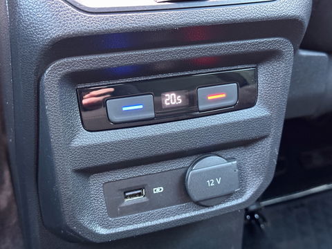 Volkswagen Tiguan 1.4 TSI ACT R-line | Panoramadak | Adaptive Cruise Control | Achteruitrijcamera | Keyless Go/Entry | Stoelverwarming | Bluetooth | DAB |
