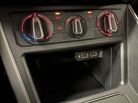 Volkswagen Polo 1.0 TSI Comfortline | Cruise Control | Apple Carplay | Android Auto | Centrale Deurvergrendeling | Airco | Automatische Verlichting |