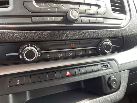 Opel Vivaro 2.0 CDTI L3H1 DC Edition | Airconditioning | 6 Zitplaatsen | Cruise Control | Bluetooth | Parkeersensoren Achter |