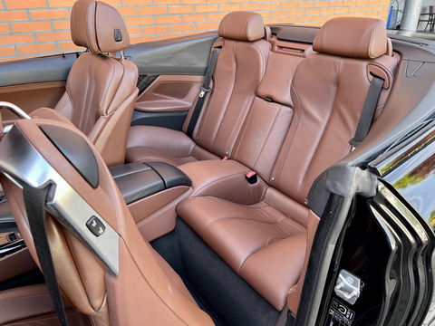 BMW 6 Serie Cabrio 640i High Executive | 320 PK! | Head-Up Display | Softclose | Xenon | 20" Lichtmetaal | Camera | Lederen Bekleding