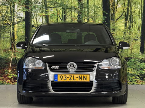 Volkswagen Golf 3.2 R32 | 5 Deurs | 250 PK! | 6 Cilinder | Youngtimer | Leder | 6 Versnellingen | Navigatie | Airconditioning | Parkeersensoren | 18" Lichtmetaal | Xenon | Stoelverwarming |