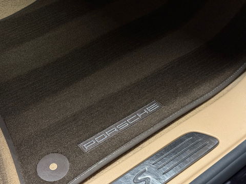 Porsche Cayenne 3.6 S | 421 PK! | Panoramadak | 21" Lichtmetaal | Sportchrono Pakket | Elektrische Stoelen + Geheugen