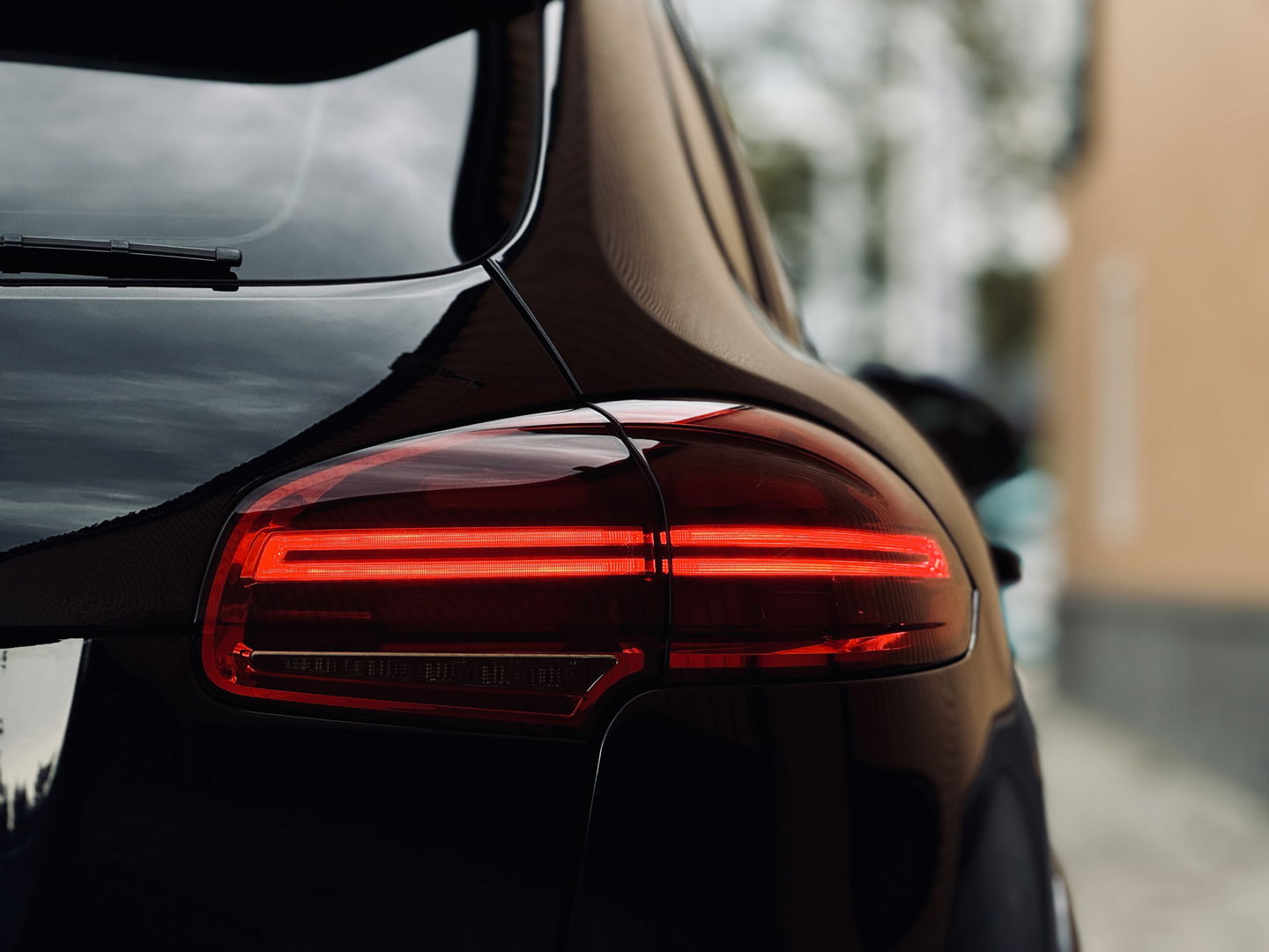 Porsche Cayenne 3.6 S | 421 PK! | Panoramadak | 21" Lichtmetaal | Sportchrono Pakket | Elektrische Stoelen + Geheugen