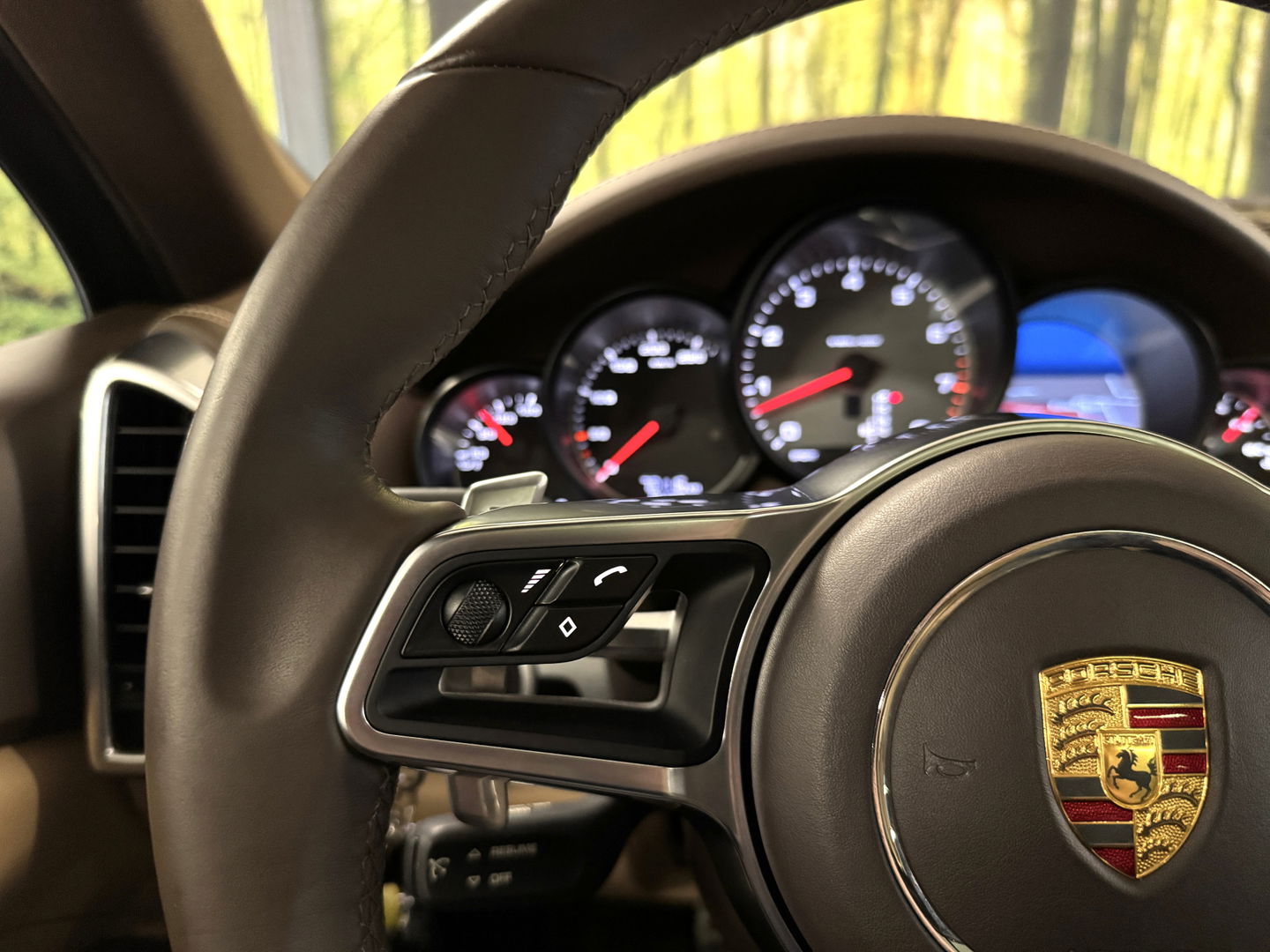Porsche Cayenne 3.6 S | 421 PK! | Panoramadak | 21" Lichtmetaal | Sportchrono Pakket | Elektrische Stoelen + Geheugen
