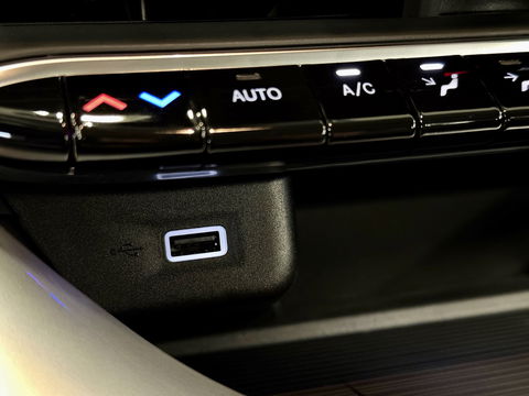 Fiat 500 Icon 42 kWh | Navigatie | Cruise Control | 16" Lichtmetaal | Lane Assist | Apple Carplay | Android Auto | DAB | Keyless Go |