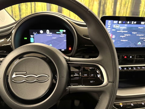 Fiat 500 Icon 42 kWh | Navigatie | Cruise Control | 16" Lichtmetaal | Lane Assist | Apple Carplay | Android Auto | DAB | Keyless Go |