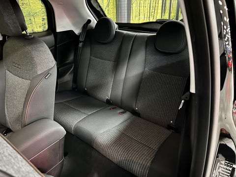 Fiat 500 Icon 42 kWh | Navigatie | Cruise Control | 16" Lichtmetaal | Lane Assist | Apple Carplay | Android Auto | DAB | Keyless Go |