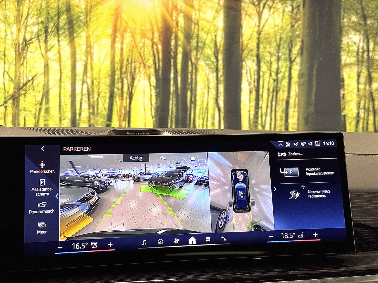 BMW X5 X-DRIVE 3.0D | M Pakket | 22'' lichtmetaal | Luchtvering | Trekhaak | 3500 Kg trekken | Panoramdak Sky Lounge | Bowers & Wilkins | BMW Individual Leder | X Offroad Pack | Alcantara Hemel |