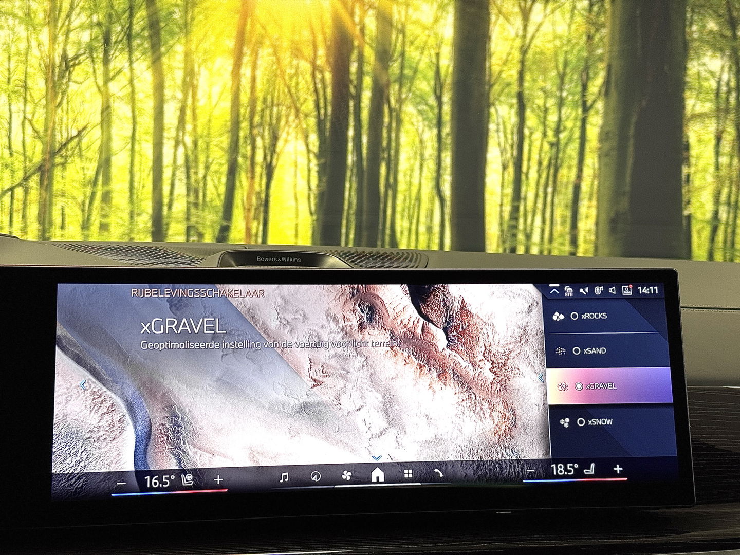 BMW X5 X-DRIVE 3.0D | M Pakket | 22'' lichtmetaal | Luchtvering | Trekhaak | 3500 Kg trekken | Panoramdak Sky Lounge | Bowers & Wilkins | BMW Individual Leder | X Offroad Pack | Alcantara Hemel |