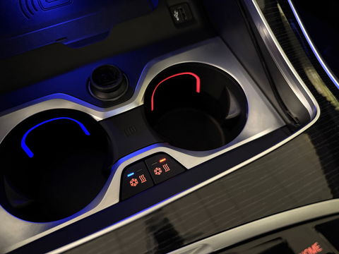 BMW X5 X-DRIVE 3.0D | M Pakket | 22'' lichtmetaal | Luchtvering | Trekhaak | 3500 Kg trekken | Panoramdak Sky Lounge | Bowers & Wilkins | BMW Individual Leder | X Offroad Pack | Alcantara Hemel |