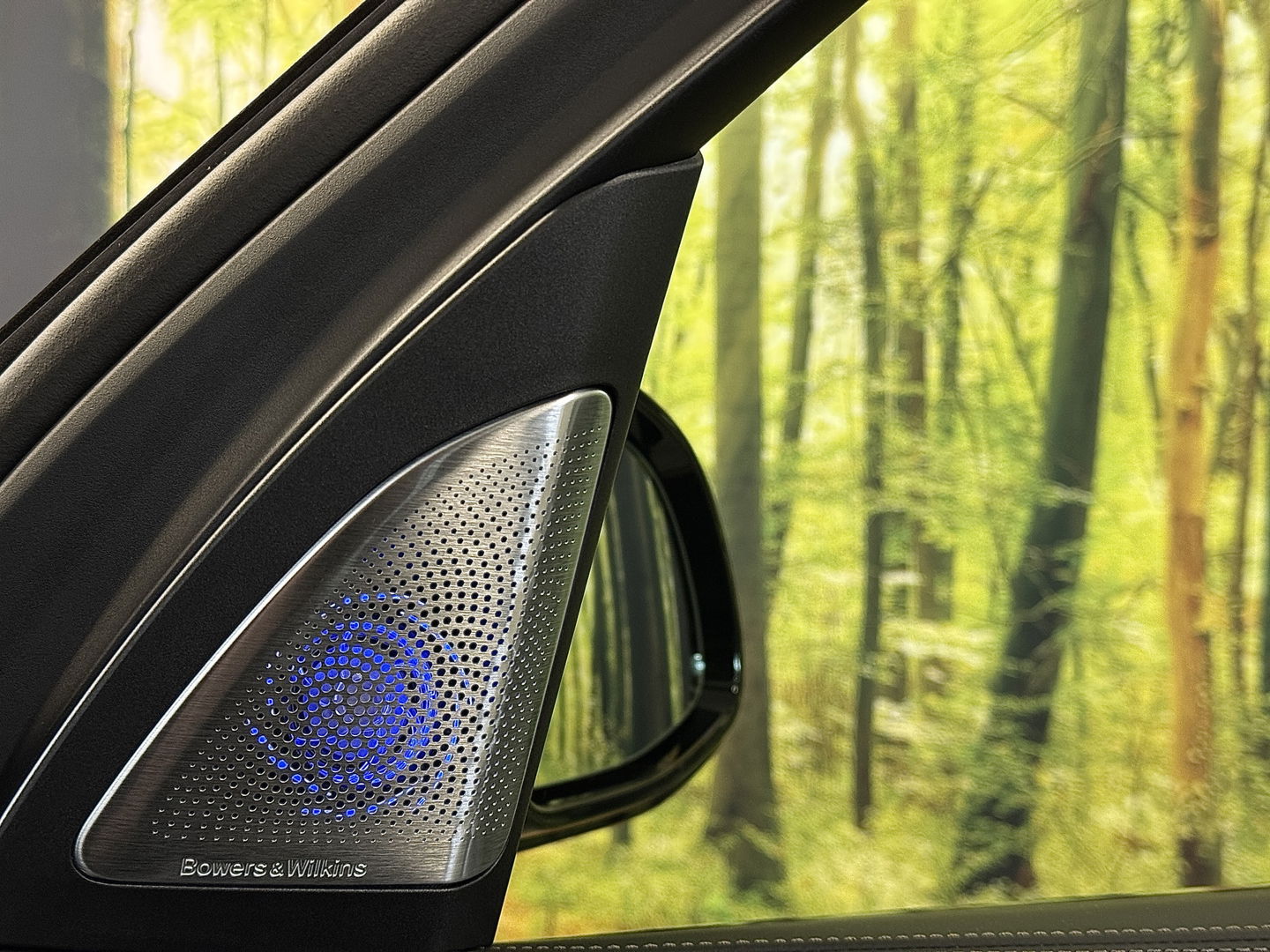 BMW X5 X-DRIVE 3.0D | M Pakket | 22'' lichtmetaal | Luchtvering | Trekhaak | 3500 Kg trekken | Panoramdak Sky Lounge | Bowers & Wilkins | BMW Individual Leder | X Offroad Pack | Alcantara Hemel |