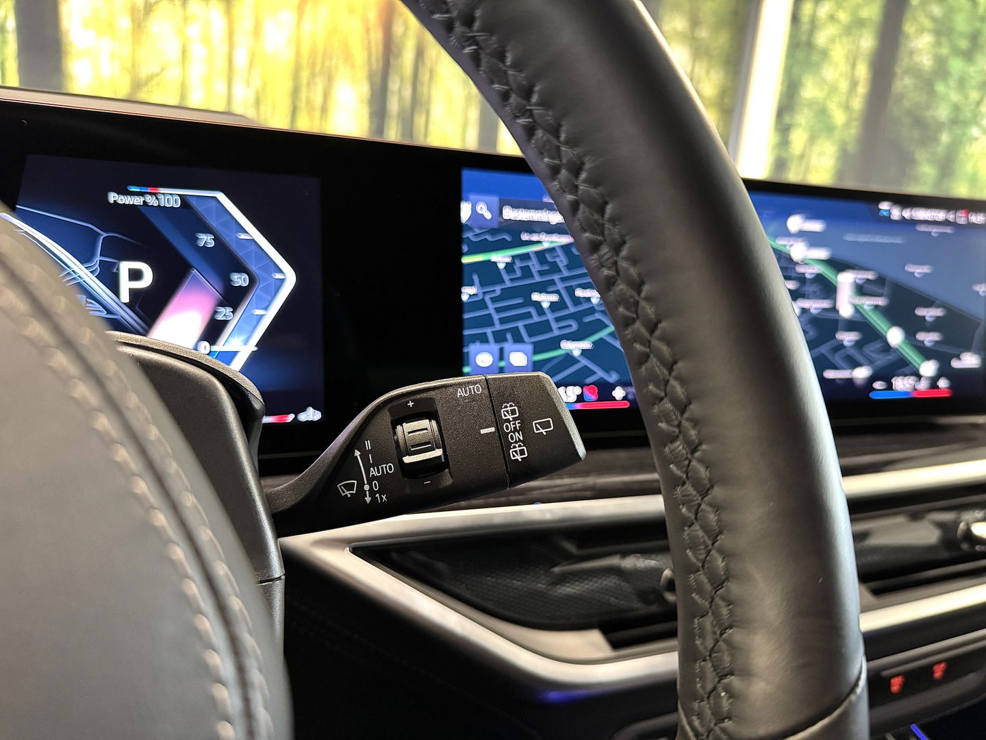 BMW X5 X-DRIVE 3.0D | M Pakket | 22'' lichtmetaal | Luchtvering | Trekhaak | 3500 Kg trekken | Panoramdak Sky Lounge | Bowers & Wilkins | BMW Individual Leder | X Offroad Pack | Alcantara Hemel |