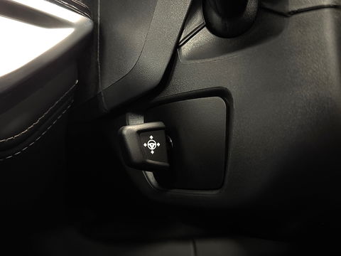 BMW X5 X-DRIVE 3.0D | M Pakket | 22'' lichtmetaal | Luchtvering | Trekhaak | 3500 Kg trekken | Panoramdak Sky Lounge | Bowers & Wilkins | BMW Individual Leder | X Offroad Pack | Alcantara Hemel |