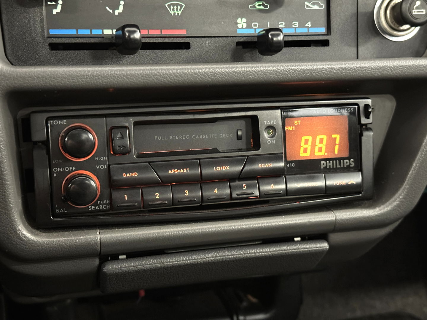 Nissan Micra 1.2 | 1e Eigenaar | NAP Logisch! | Automaat | Youngtimer | BTW Factuur Mogelijk | Radio |
