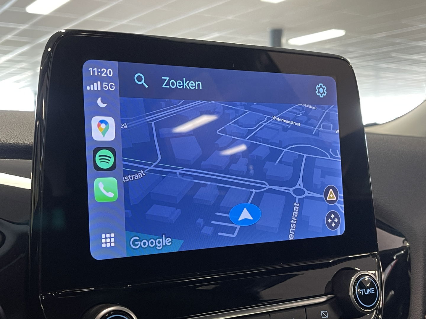 Ford Fiesta 1.0 EcoBoost Titanium | Cruise Control | Parkeersensoren Achter | Apple Carplay | Origineel Nederlands | Automatische Verlichting |