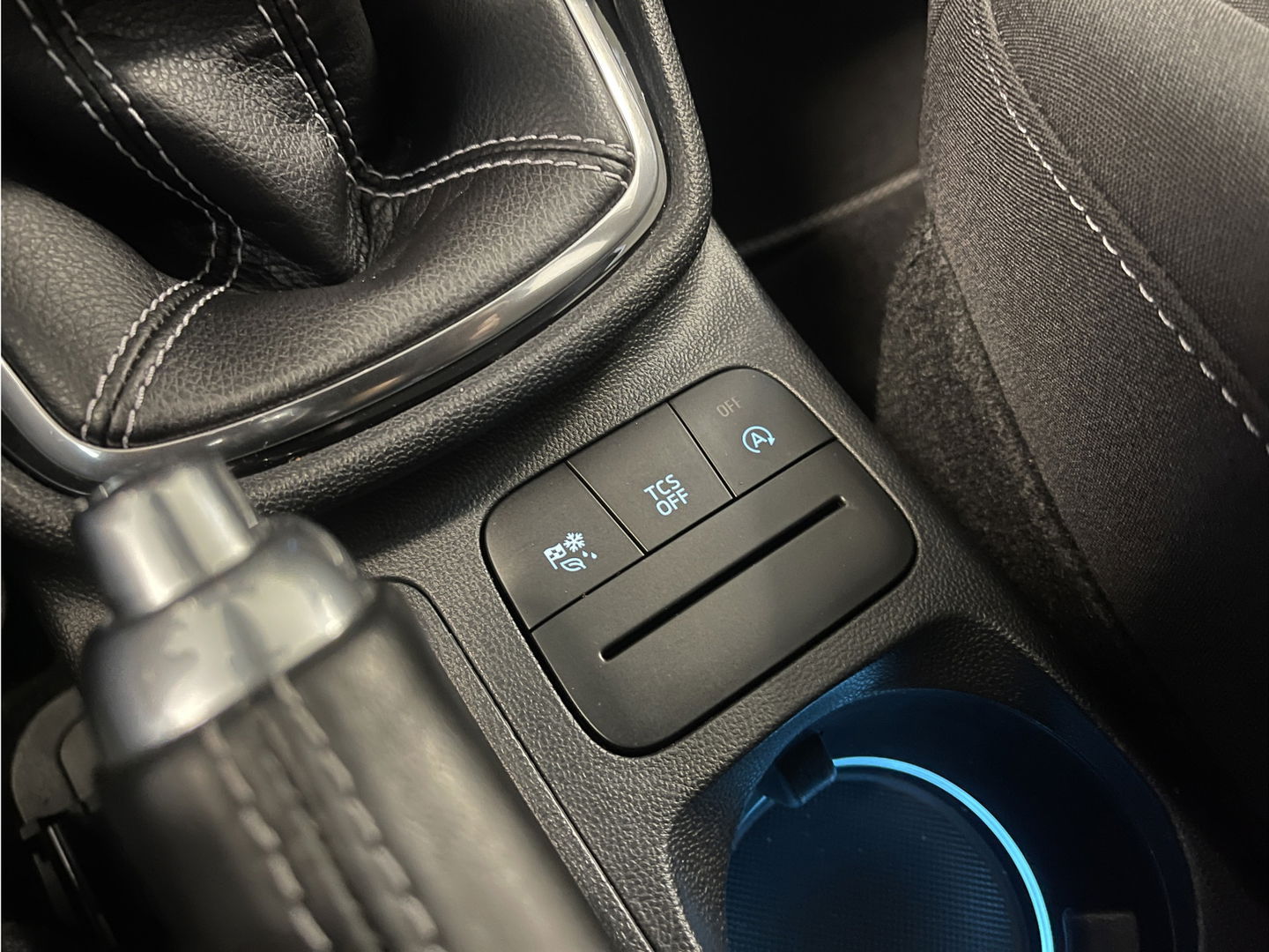 Ford Fiesta 1.0 EcoBoost Titanium | Cruise Control | Parkeersensoren Achter | Apple Carplay | Origineel Nederlands | Automatische Verlichting |