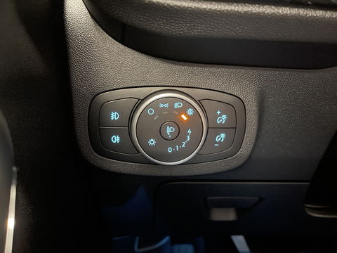 Ford Fiesta 1.0 EcoBoost Titanium | Cruise Control | Parkeersensoren Achter | Apple Carplay | Origineel Nederlands | Automatische Verlichting |
